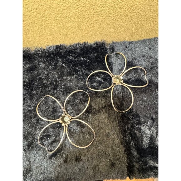 Vintage Mid Century Decorative Metal Flower  Candle Holders - Picture 1 of 9